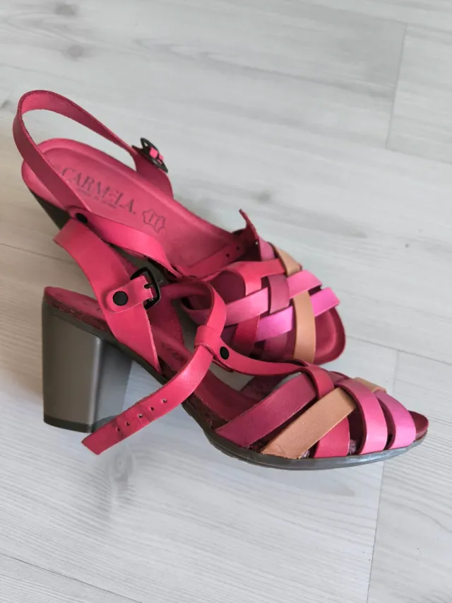 Sandalias Candela tacón rosa, rojo, beige. NUEVAS.