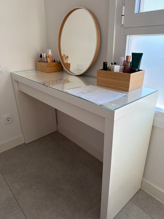 Tocador Malm Ikea con espejo