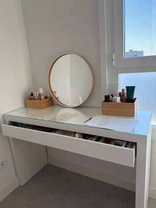 Tocador Malm Ikea con espejo