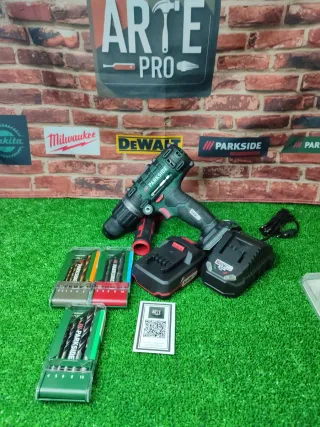 Atornillador Parkside con percutor