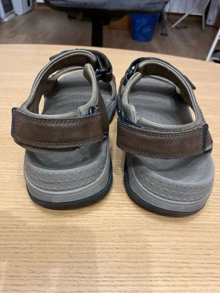 Sandalias Skechers Marrones Talla 44