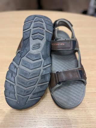 Sandalias Skechers Marrones Talla 44