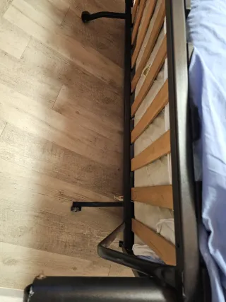 Sofá Cama 190x140 Metal y Madera
