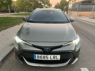 Toyota corolla touring sport hybrid bussines