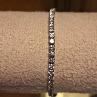 Pulsera tenis-riviere con moissanitas ajustable 