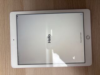 iPad 2018 Blanco y Dorado