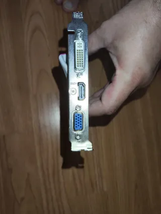 Tarjeta Gráfica ATI Radeon HD 5670