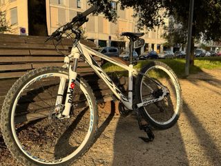 Bicicleta de montaña Mendiz RX9	