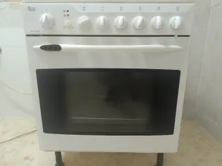 Horno y vitrocerámica Teka