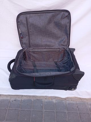 !OCASIÓN! Maleta de viaje reforzada con ruedas Asa