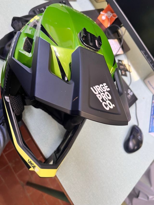 Casco Urge Pro Lunar L/XL 56/58