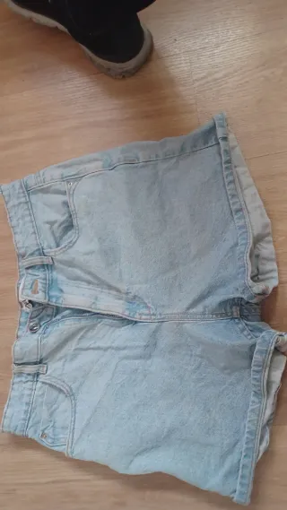 Pantalón corto vaquero azul