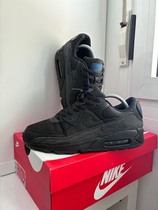 Nike Air Max 90 Negras y Azules