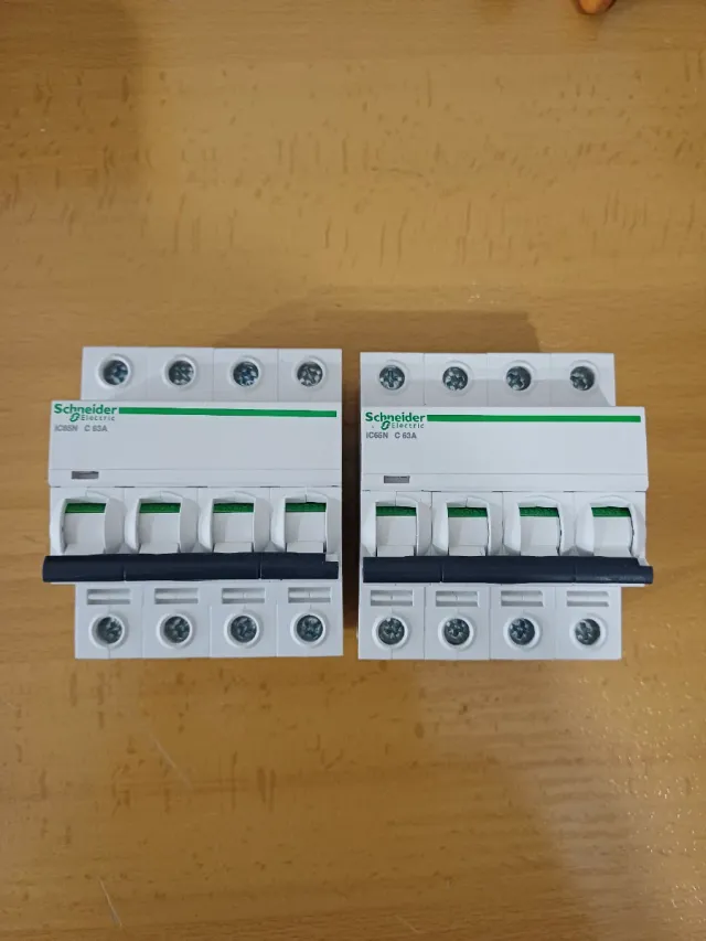 63a Magnetotérmico Schneider