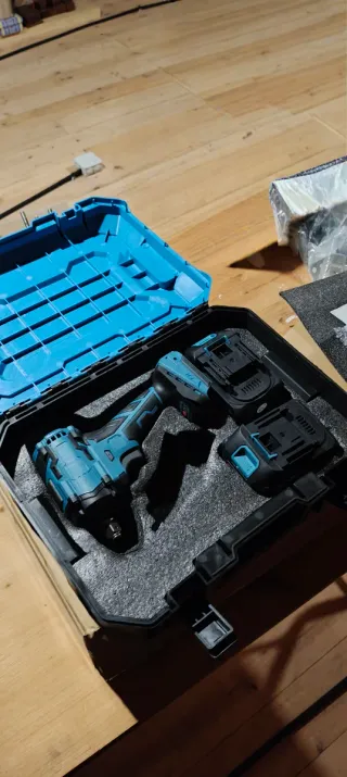 Atornilladora Impacto Batería 