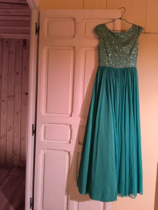 Vestido verde lentejuelas boda S