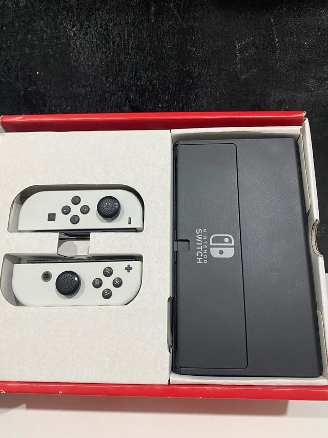 Nintendo Switch OLED + Accesorios