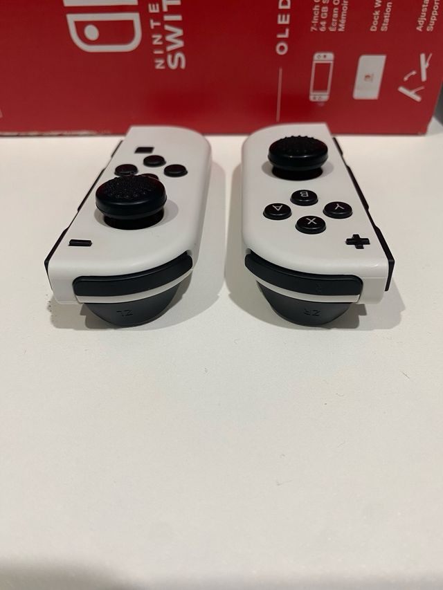 Nintendo Switch OLED + Accesorios