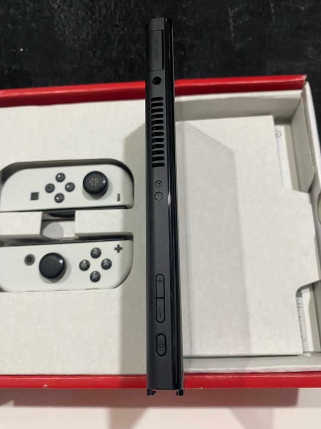 Nintendo Switch OLED + Accesorios