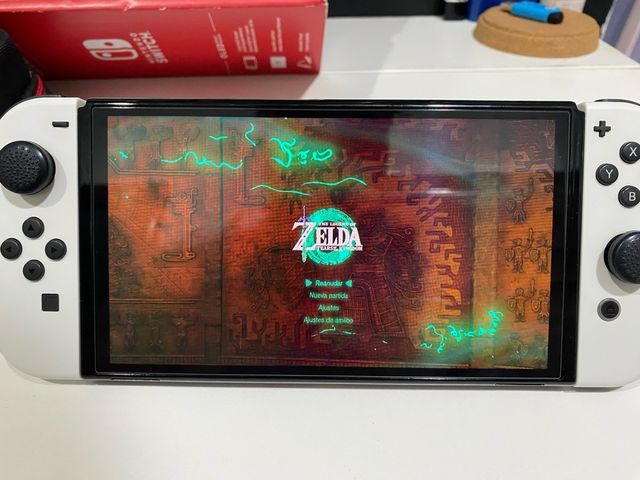Nintendo Switch OLED + Accesorios