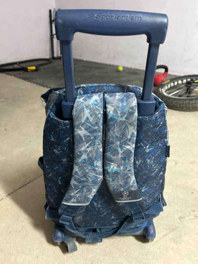 Mochila con ruedas Champions League,