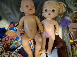 Muñecas Baby Alive y Baby Born