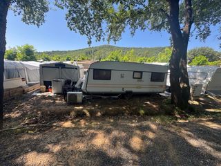 Caravana en camping