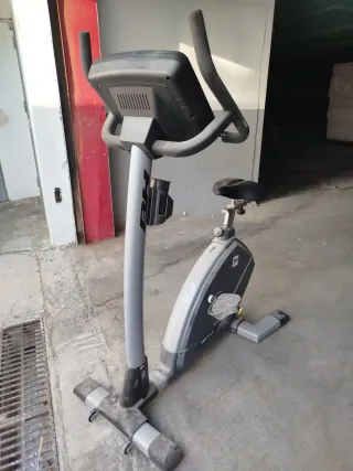 Bicicleta Estática Profesional BH LK7200.