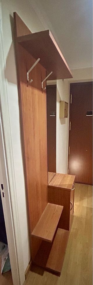 Mueble recibidor de madera