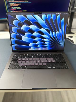 MacBook Pro M3 Pro 18GB RAM 500GB SSD Nuevo