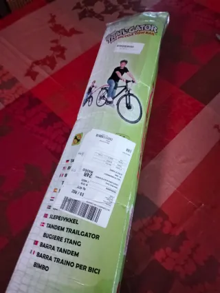Enganche tándem para enganchar  bicicleta de niño.