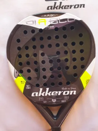 PALA DE PADEL AKKERON COBRA DIABLO CARBON A22.