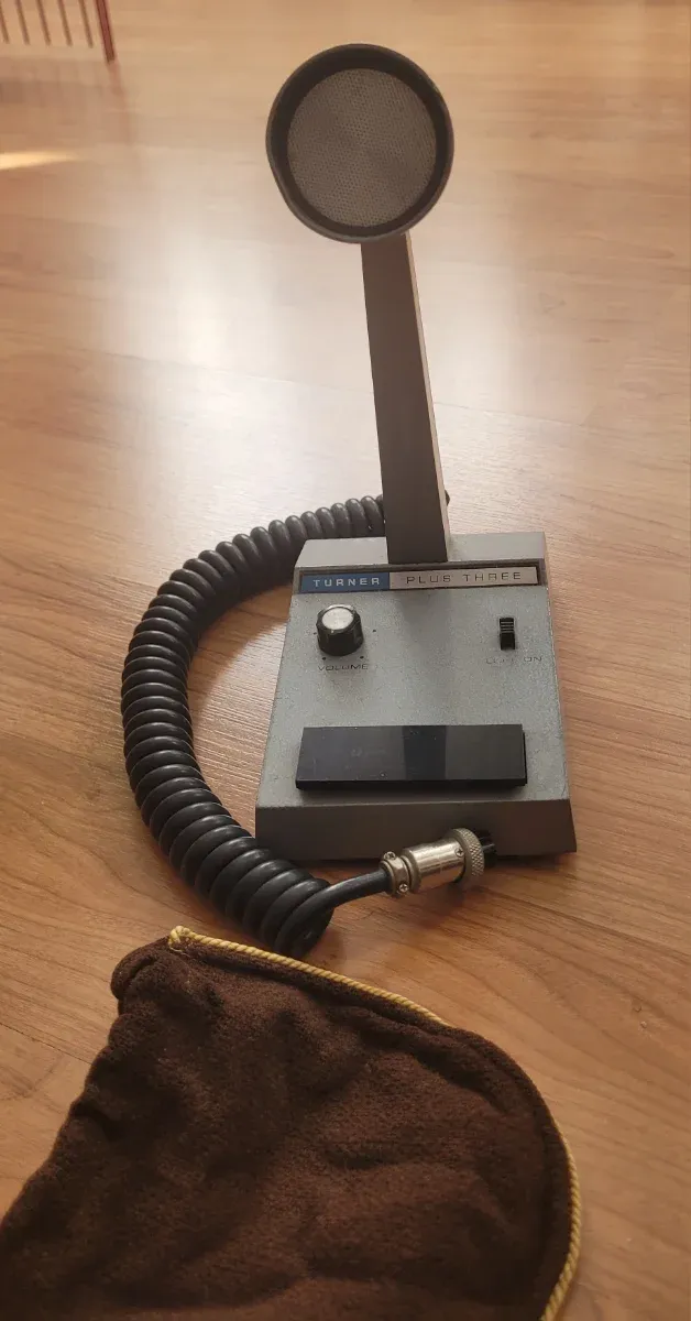 Micrófono Radioafición Turner Plus Three