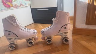 Patines de 4 ruedas seminuevos  precio negociable