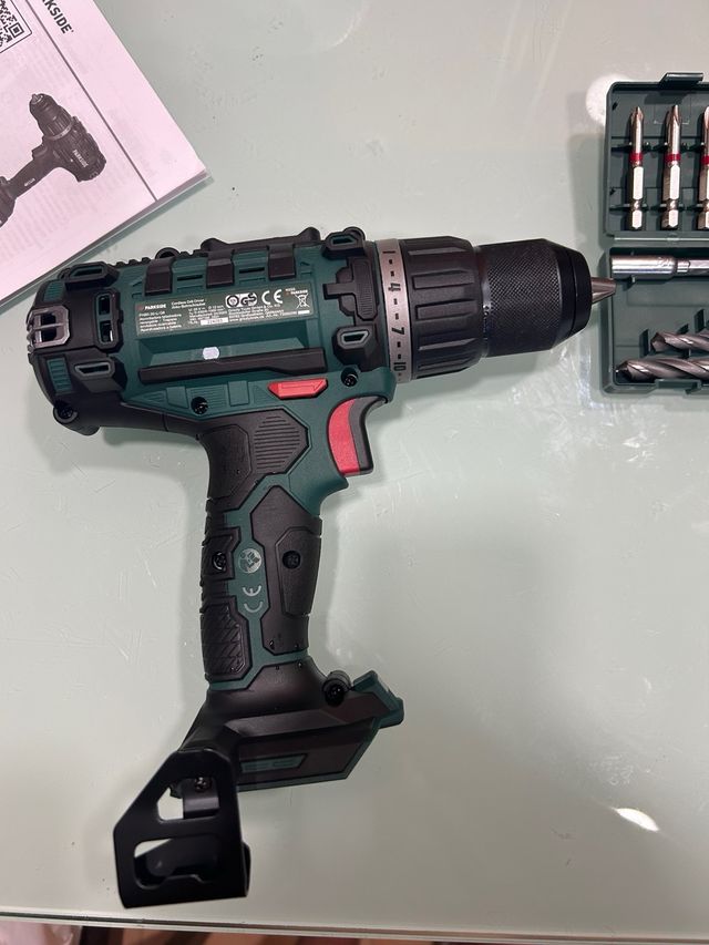 solo cuerpo ,atornillador  Parkside 20V