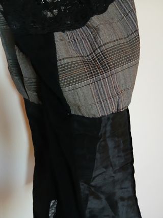 Top con pizzo e fantasia a quadri