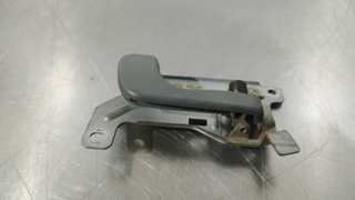 MANETA INTERIOR DELANTERA DERECHA MITSUBISHI CANT
