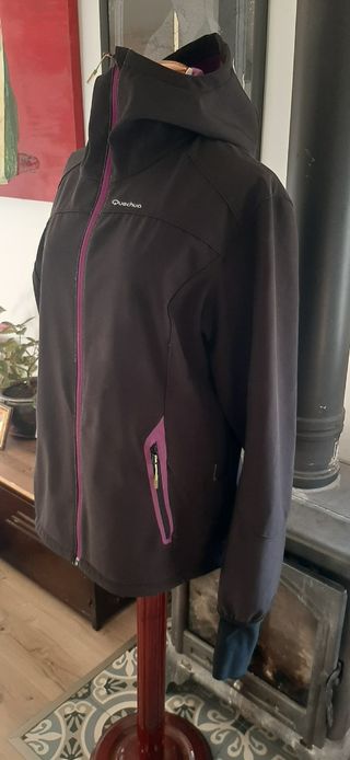 Cortavientos Quechua Mujer Negro y Morado