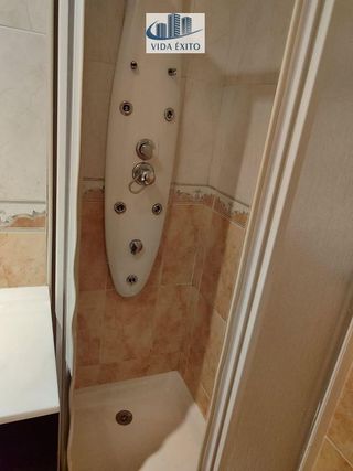 Piso en venta en Linares