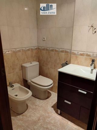 Piso en venta en Linares