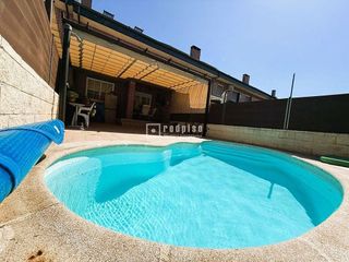 Casa pareada en venta en Los Valles en Collado Villalba