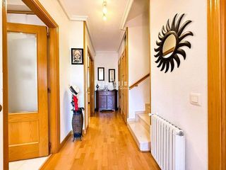 Casa pareada en venta en Los Valles en Collado Villalba