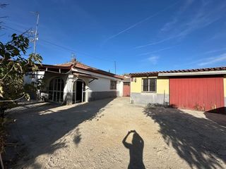 Casa adosada en venta en Utrera