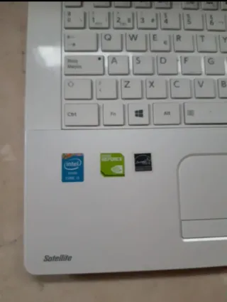 Notebook Toshiba Satellite Intel Core i5 17