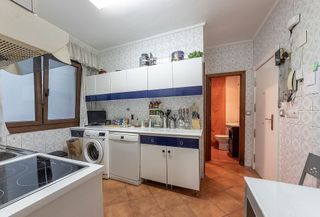 Piso en venta en San Pedro de Deusto-La Ribera en Bilbao