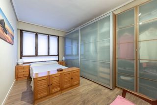 Piso en venta en San Pedro de Deusto-La Ribera en Bilbao