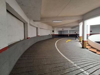 Garaje en venta en Centre en Sabadell