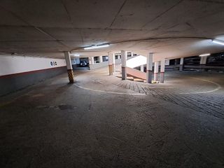 Garaje en venta en Centre en Sabadell