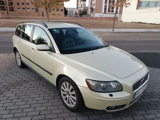 Volvo V50 2004