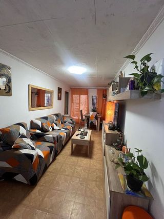 Piso en venta en El Raval - Safaretjos en Santa Coloma de Gramanet